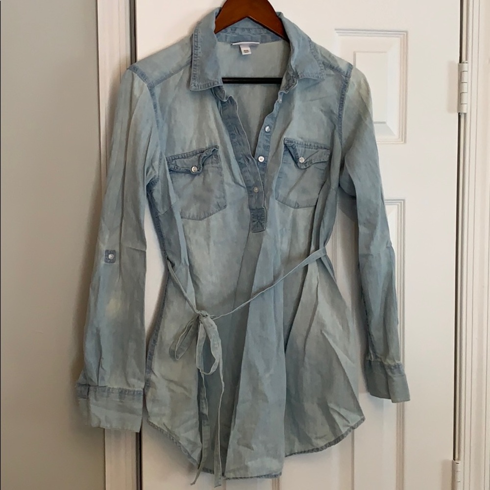 Cozy maternity denim shirt, Liz Lange maternity
